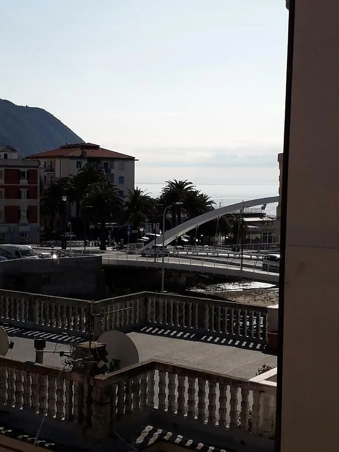 Riva Beach House Sestri Levante 0*,  Italia
